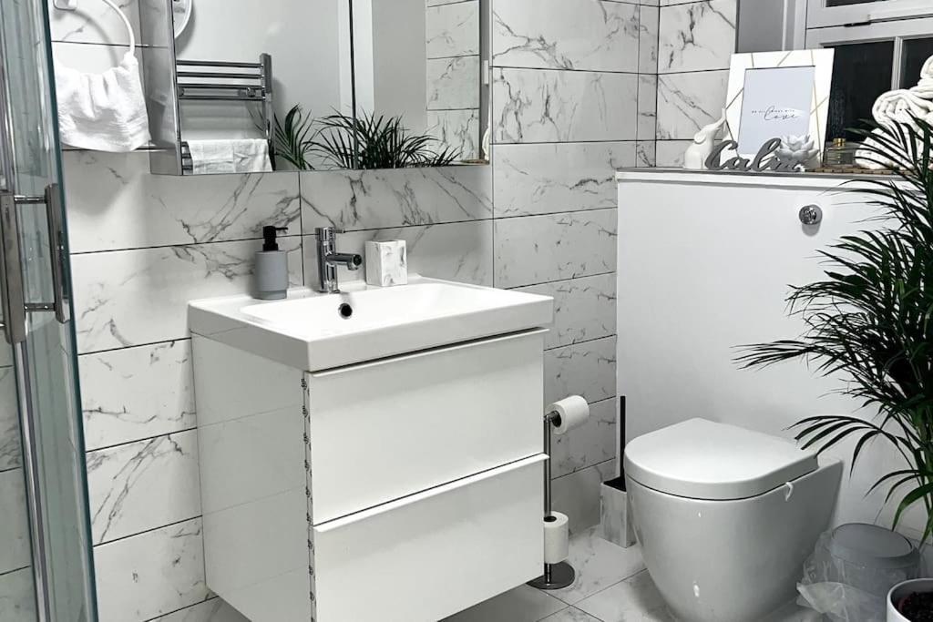 2 Bedroom Flat In Vauxhall, Apartamento *